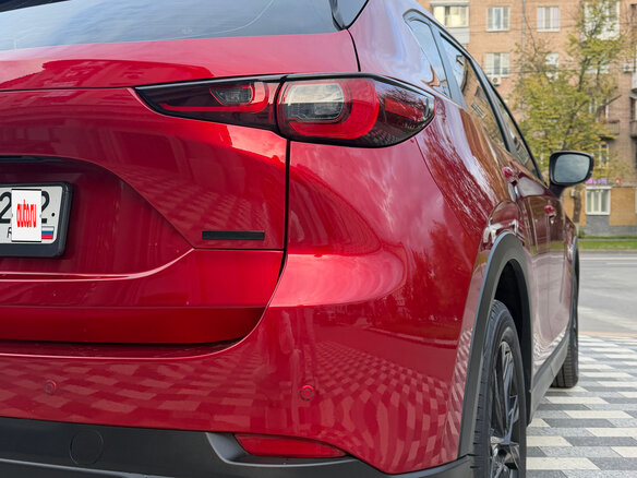 2025 Mazda CX-5 II Рестайлинг, красный, 3600000 рублей - вид 6
