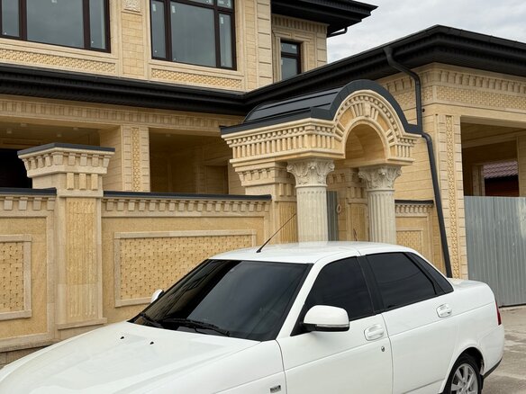 2010 Lada (ВАЗ) Priora I, белый, 420000 рублей