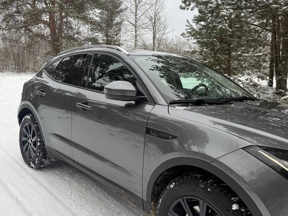2019 Jaguar E-Pace I, серый, 2990000 рублей - вид 12