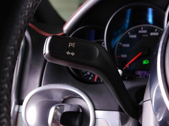 2015 Porsche Cayenne II Рестайлинг (958), красный, 3299000 рублей - вид 12