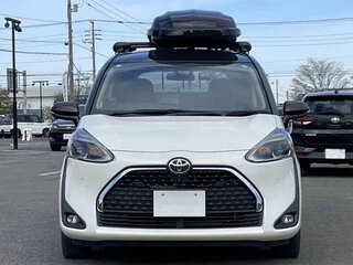2021 Toyota Sienta II Рестайлинг, белый, 1241000 рублей, вид 2
