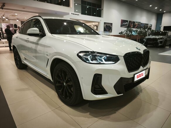 2025 BMW X4 20i II (G02) Рестайлинг, белый, 8200000 рублей - вид 5