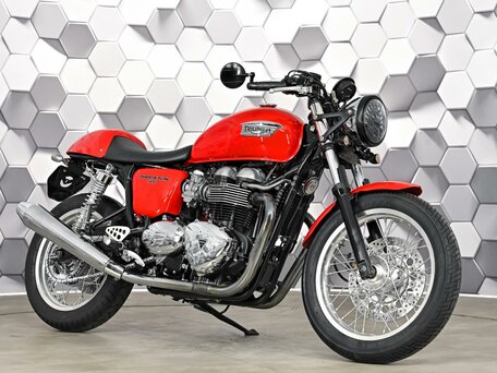 2008 Triumph Thruxton, красный, 595000 рублей, вид 1