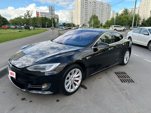 2018 Tesla Model S 75D I Рестайлинг, чёрный, 3000000 рублей