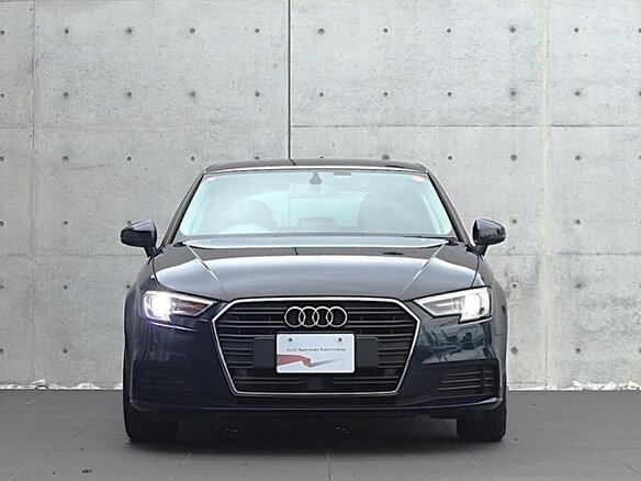 2022 Audi A3 Sportback 30 TFSI IV (8Y), синий, 1415009 рублей - вид 1