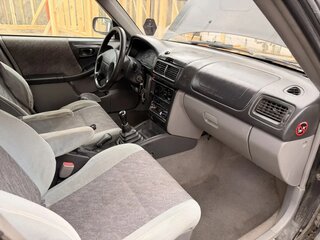 1999 Subaru Forester I, чёрный, 350000 рублей, вид 3