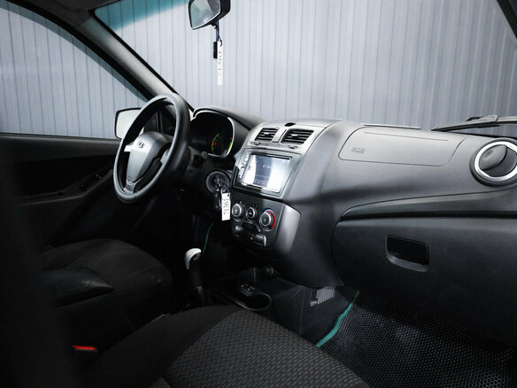 2015 Lada (ВАЗ) Kalina II, серый, 449999 рублей - вид 15