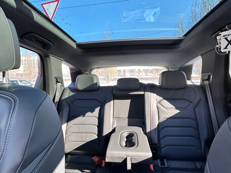 2019 Volkswagen Touareg III, коричневый, 4100000 рублей, вид 5