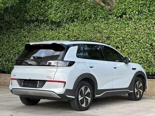 2025 BYD Sea Lion 05 EV 60.9 kWh I Рестайлинг, белый, 3340700 рублей, вид 4