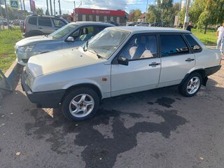2004 Lada (ВАЗ) 21099, белый, 105000 рублей, вид 1