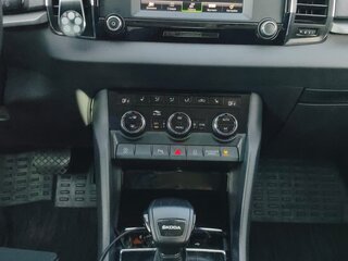 2020 Skoda Karoq I, белый, 1900000 рублей, вид 3