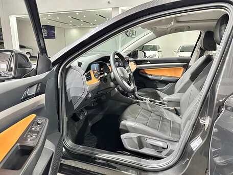 2023 Volkswagen Bora IV (China Market) Рестайлинг, чёрный, 1050000 рублей, вид 5
