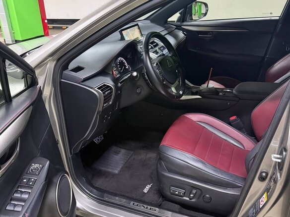 2016 Lexus NX 200t I, серый, 3000000 рублей - вид 7