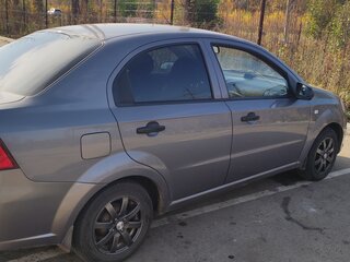 2010 Chevrolet Aveo I Рестайлинг, серый, 350000 рублей, вид 3