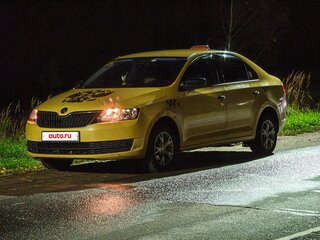 2017 Skoda Rapid I, жёлтый, 430000 рублей, вид 1