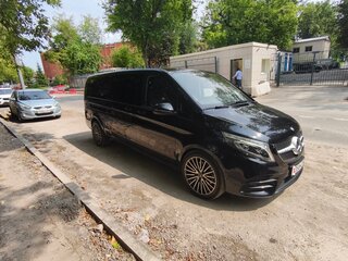 2021 Mercedes-Benz V-Класс Extra Long 250 d экстра длинный III (W447) Рестайлинг, чёрный, 7900000 рублей, вид 2
