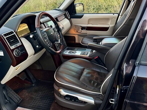2011 Land Rover Range Rover III Рестайлинг 2, коричневый, 1830000 рублей - вид 18