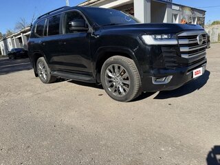2016 Toyota Land Cruiser 200 Series Рестайлинг 2, чёрный, 3990000 рублей, вид 2