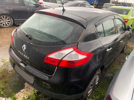 2013 Renault Megane III Рестайлинг, чёрный, 500000 рублей, вид 3