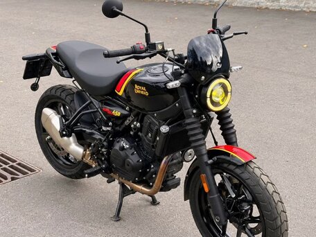2025 Royal Enfield Guerrilla 450, чёрный, 450000 рублей, вид 4