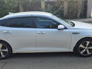 2019 Kia Optima IV Рестайлинг, белый, 1650000 рублей, вид 4