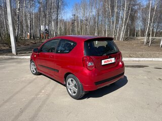 2008 Chevrolet Aveo I Рестайлинг, красный, 330000 рублей, вид 4