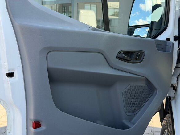 2017 Ford Transit, белый, 1980000 рублей - вид 16