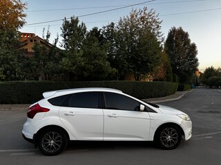 2013 Ford Focus III, белый, 575000 рублей, вид 4