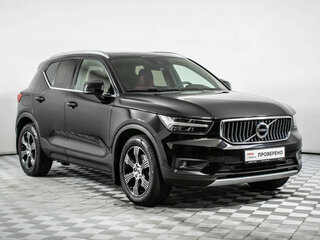 2021 Volvo XC40 I, чёрный, 3237000 рублей, вид 3