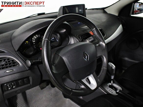 2011 Renault Fluence I, бежевый, 697000 рублей - вид 10