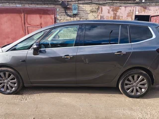 2012 Opel Zafira C, серый, 930000 рублей, вид 3