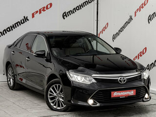 2016 Toyota Camry VII (XV50) Рестайлинг, чёрный, 1995000 рублей, вид 3