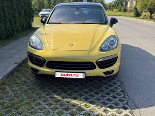 2011 Porsche Cayenne Diesel II (958), жёлтый, 2700000 рублей, вид 1