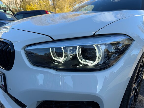 2018 BMW 1 серии 118i II (F20/F21) Рестайлинг 2, белый, 2100000 рублей - вид 13