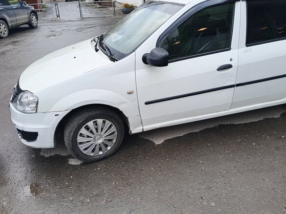 2010 Renault Logan I Рестайлинг, белый - вид 5