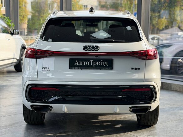 2026 Audi Q5 L III (GU), чёрный, 6100000 рублей - вид 5