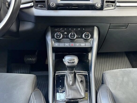2020 Skoda Karoq I, белый - вид 19