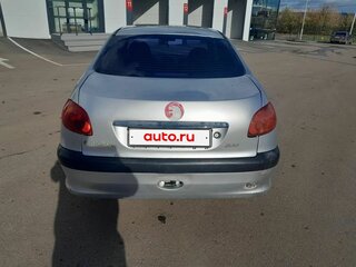 2007 Peugeot 206, серебристый, 135000 рублей, вид 3