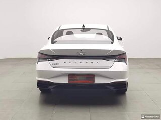 2022 Hyundai Elantra VII (CN7), белый, 1284000 рублей, вид 4