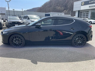2019 Mazda 3 IV (BP), чёрный, 1350000 рублей, вид 4
