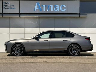 2025 BMW 7 серии 740i xDrive VII (G70), серый, 15190000 рублей, вид 5