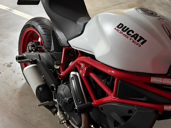 2018 Ducati Monster 797, белый, 730000 рублей - вид 2