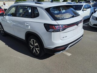 2022 Volkswagen Tayron I, белый, 2400000 рублей, вид 5