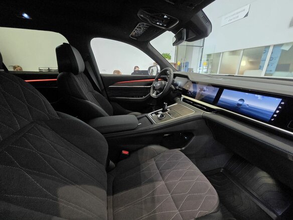 2026 Geely Monjaro I Рестайлинг, белый, 4954990 рублей - вид 10