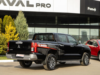 2026 Mitsubishi L200 VI, чёрный, 5723000 рублей, вид 4