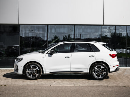 2026 Audi Q3 35 TFSI II (F3), белый, 4495000 рублей, вид 4