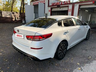 2018 Kia Optima IV Рестайлинг, белый, 1320000 рублей, вид 5