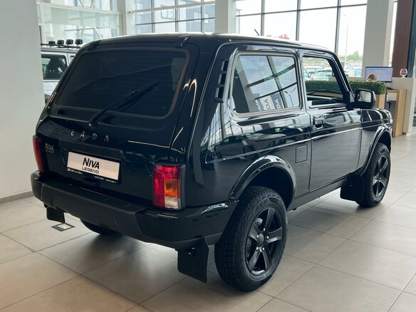 2026 Lada (ВАЗ) Niva Legend I Рестайлинг, чёрный, 1365000 рублей - вид 3