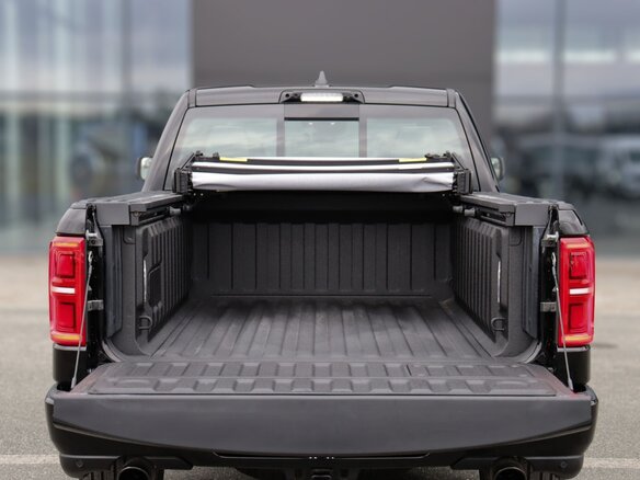 2026 Ram 1500 Crew Cab V Рестайлинг, чёрный, 11290000 рублей - вид 15