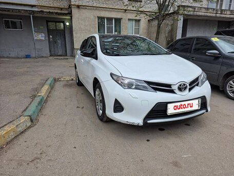 2015 Toyota Auris II, белый, 1300000 рублей, вид 3